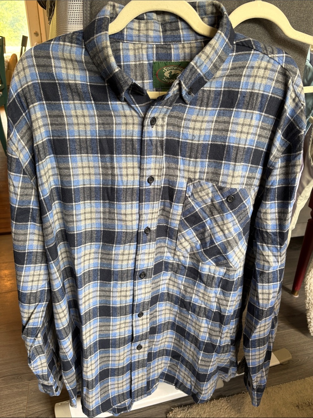 Men's Blue Plaid Casual Button-Down Shirt
